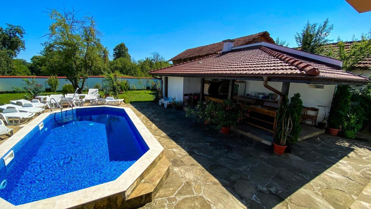 De-Yan Guest House Oreshak  Esterno foto