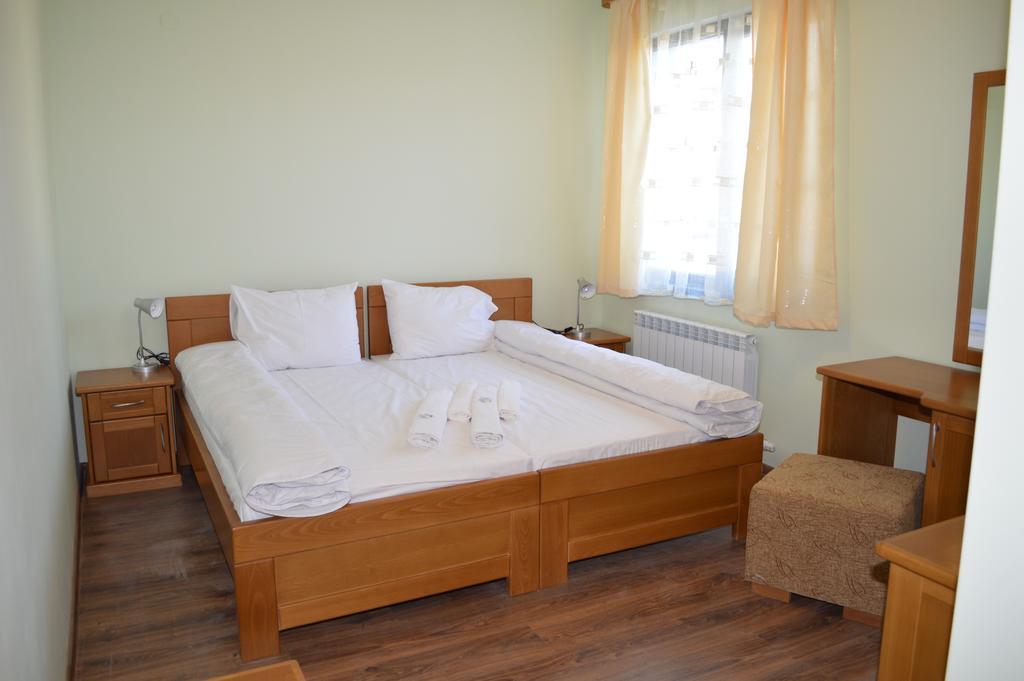 De-Yan Guest House Oreshak  Camera foto